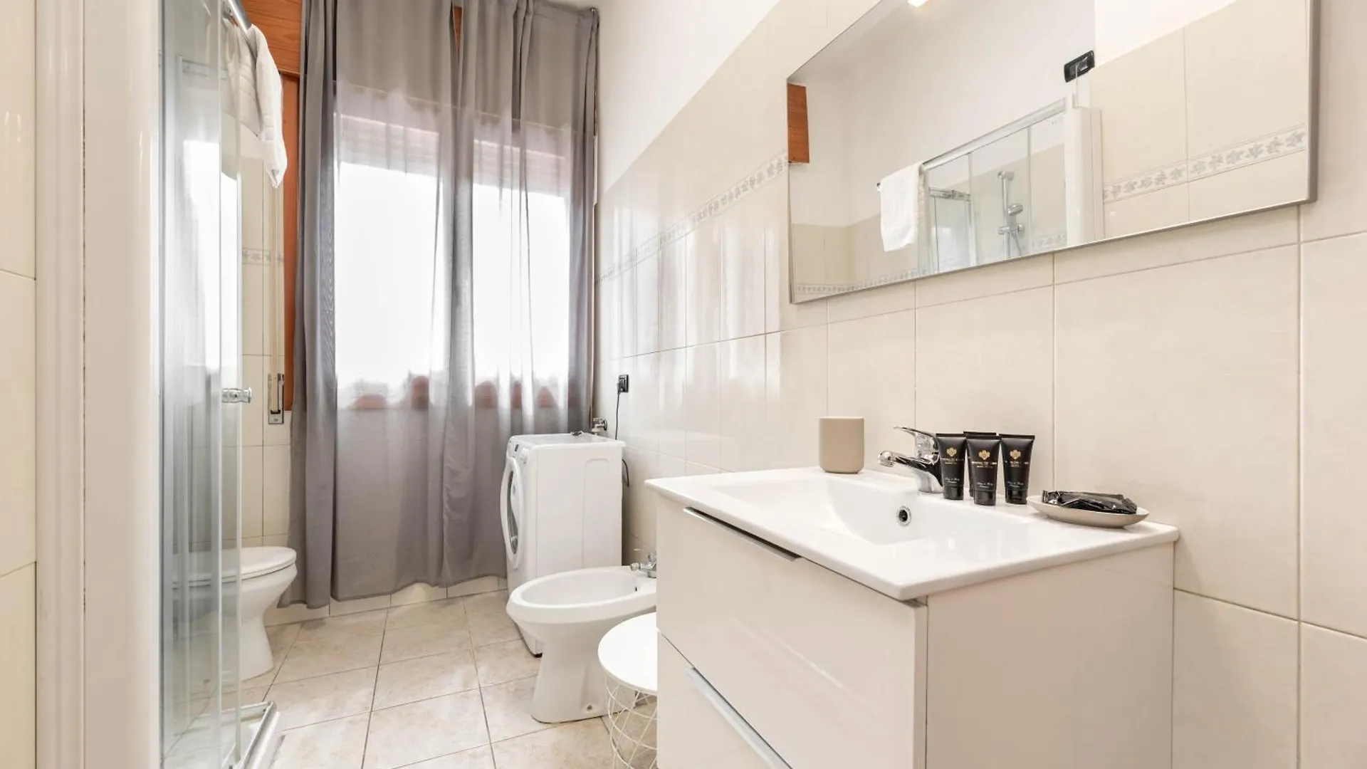 Italstay - Aspetti Shining 9 - 2 Min Tram Stop Padova Apartment